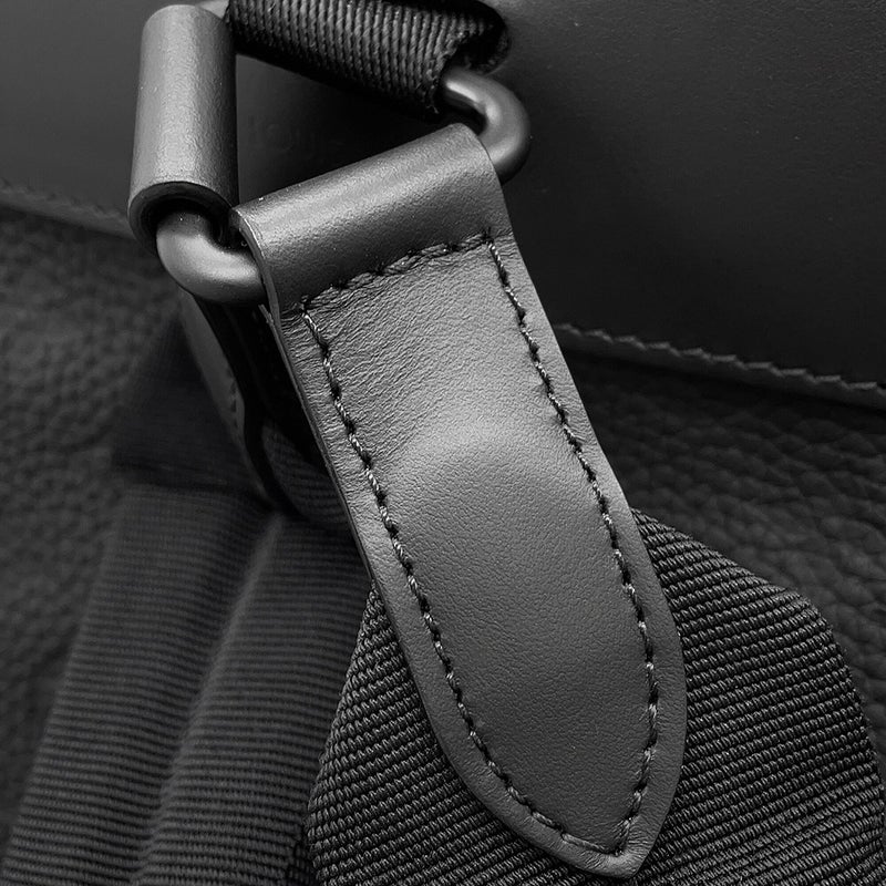 ルイヴィトン リュック モノグラム・トリヨン クリストファーPM M20899 LOUIS VUITTON バッグ バックパック ブラック 黒
