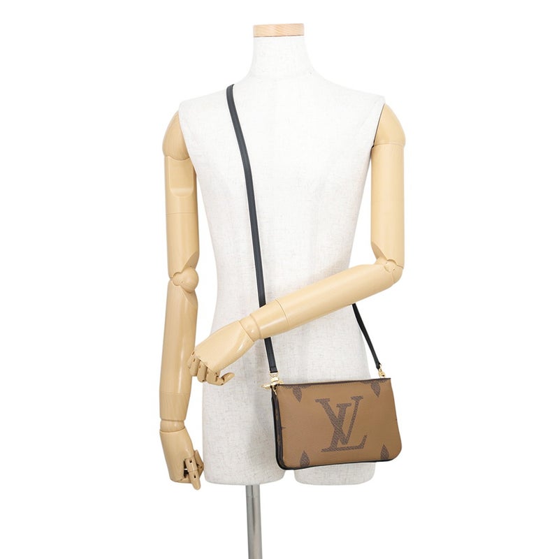 ルイヴィトン ショルダーバッグ モノグラム・ジャイアント リバース ポシェット・ドゥーブル ジップ M69203 LOUIS VUITTON