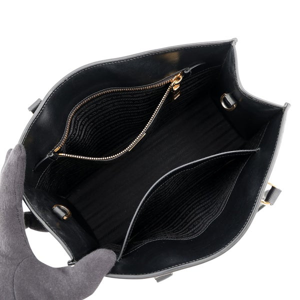 プラダ ハンドバッグ エンボスロゴ サフィアーノレザー 1BA335 PRADA 2way 黒