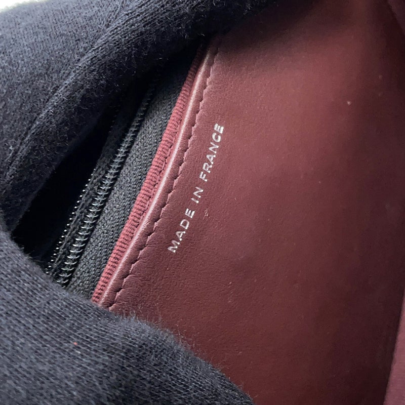 シャネル チェーンウォレット マトラッセ ココマーク キャビアスキン AP4241 CHANEL 財布 黒