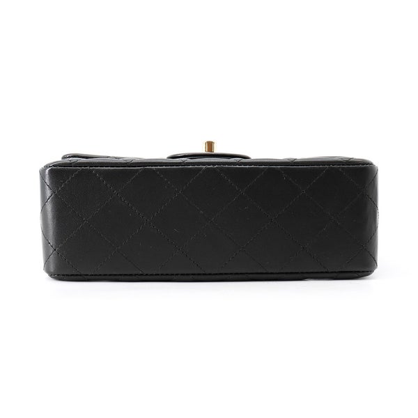 シャネル チェーンショルダーバッグ ココマーク ラムスキン A69900 CHANEL ミニ フラップ バッグ 黒