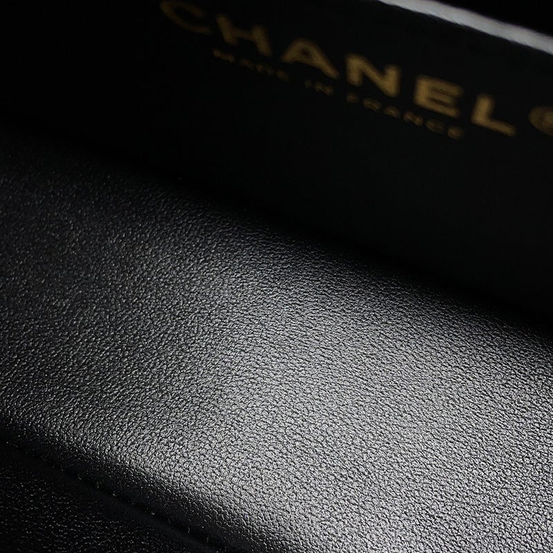 シャネル チェーンショルダーバッグ ココマーク ラムスキン A69900 CHANEL ミニ フラップ バッグ 黒