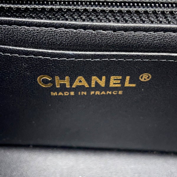 シャネル チェーンショルダーバッグ ココマーク ラムスキン A69900 CHANEL ミニ フラップ バッグ 黒