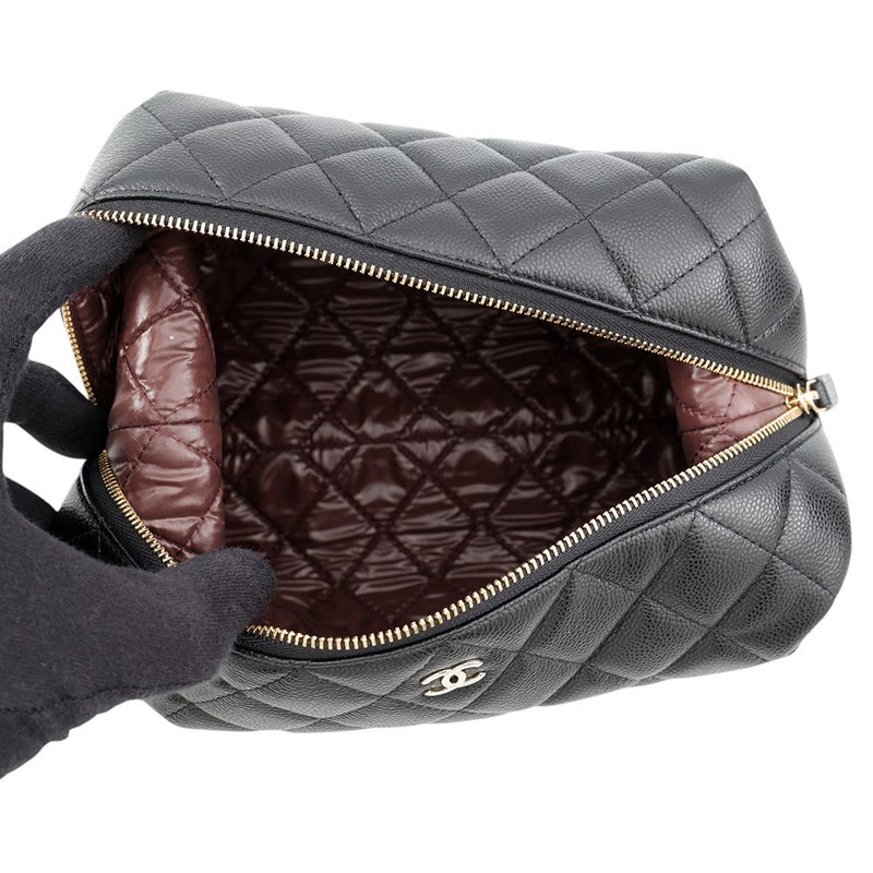 シャネル ポーチ マトラッセ ジップ ポーチ キャビアスキン AP5038 CHANEL 小物入れ 黒