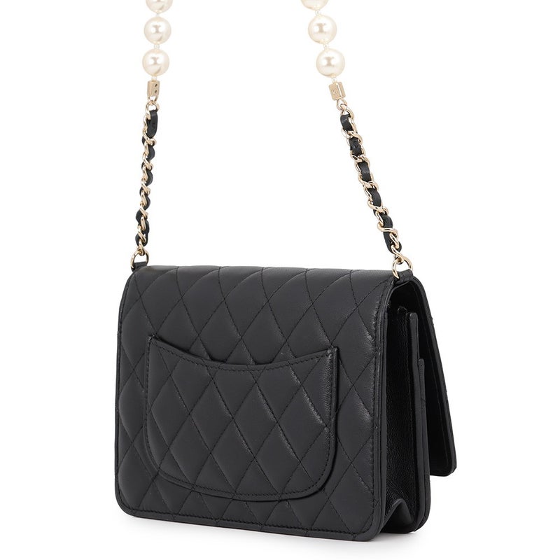 シャネル パールチェーンウォレット マトラッセ ココマーク ラムスキン AP1841 CHANEL 財布 黒