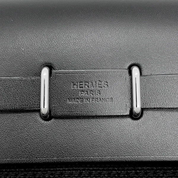 エルメス ショルダーバッグ エールバッグジップ ミニ ブラック/シルバー金具 トワルミリタリー/ヴァッシュハンター W刻印 黒