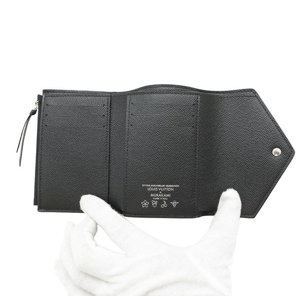 ルイヴィトン 三つ折り財布 モノグラム・マルチカラー LV × TM ポルトフォイユ・ヴィクトリーヌ M14163 村上隆 コラボ 黒 ブラック