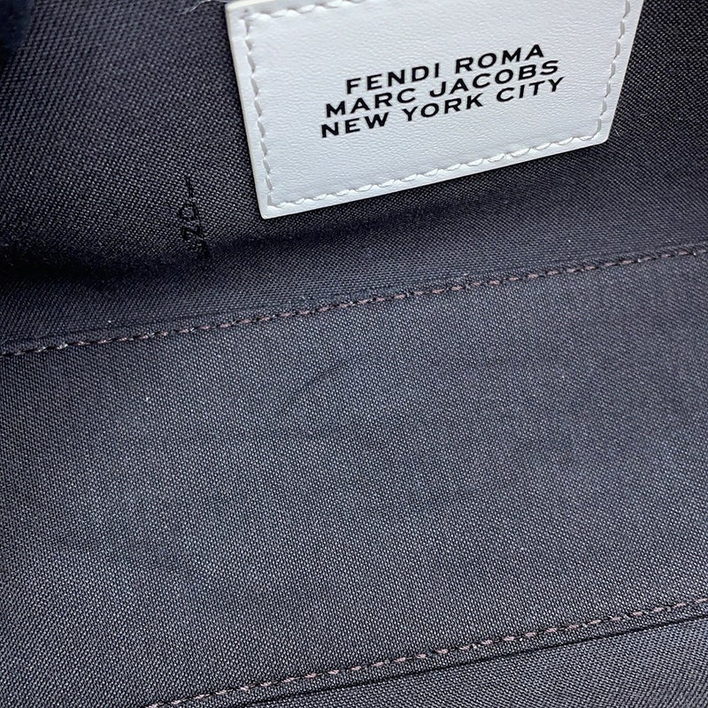 フェンディ ハンドバッグ バゲット ミディアム マーク・ジェイコブス コラボ 8BR600 FENDI バッグ 白