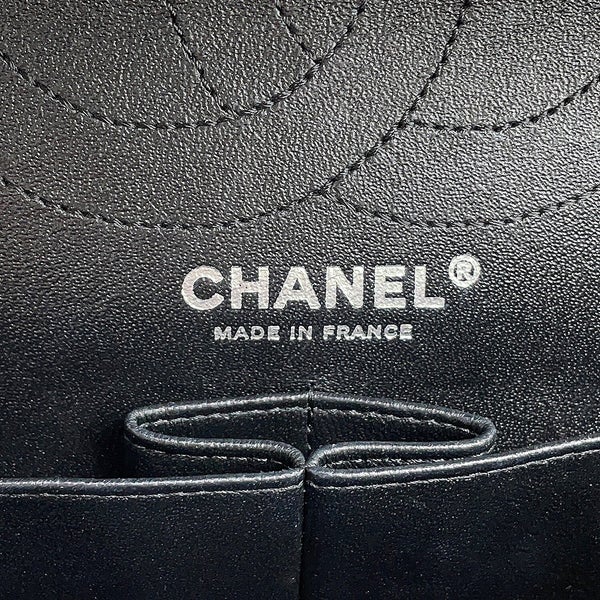 シャネル チェーンショルダーバッグ 2.55 シェブロン エイジドカーフレザー A37586 CHANEL 黒