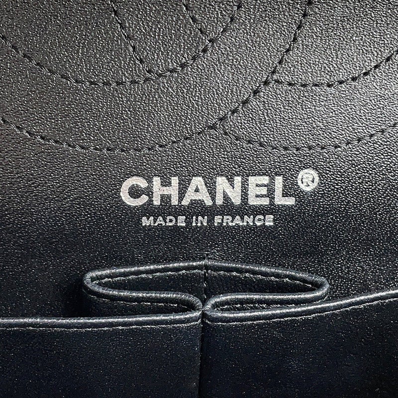 シャネル チェーンショルダーバッグ 2.55 シェブロン エイジドカーフレザー A37586 CHANEL 黒