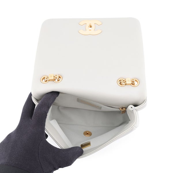 シャネル チェーンショルダーバッグ フラップバッグ マトラッセ ココマーク ラムスキン AS2976 CHANEL