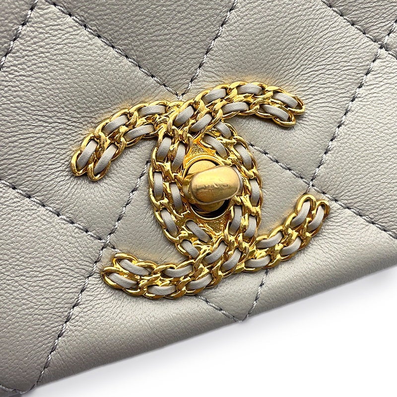 シャネル チェーンショルダーバッグ フラップバッグ マトラッセ ココマーク ラムスキン AS2976 CHANEL