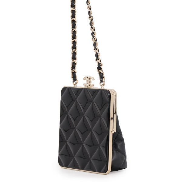 シャネル チェーンショルダーバッグ マトラッセ ココマーク がま口 ミニ ラムスキン AP2497 CHANEL 黒