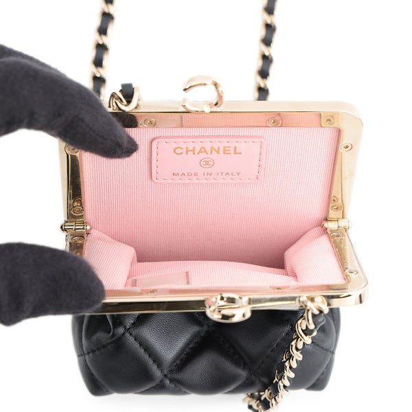 シャネル チェーンショルダーバッグ マトラッセ ココマーク がま口 ミニ ラムスキン AP2497 CHANEL 黒