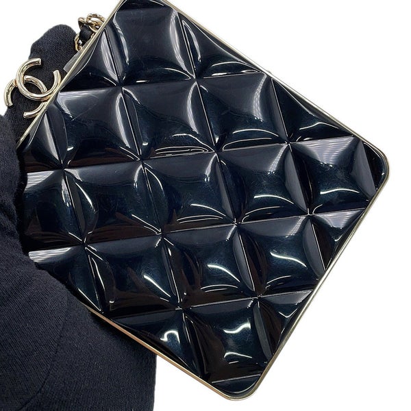 シャネル チェーンショルダーバッグ マトラッセ ココマーク がま口 ミニ ラムスキン AP2497 CHANEL 黒