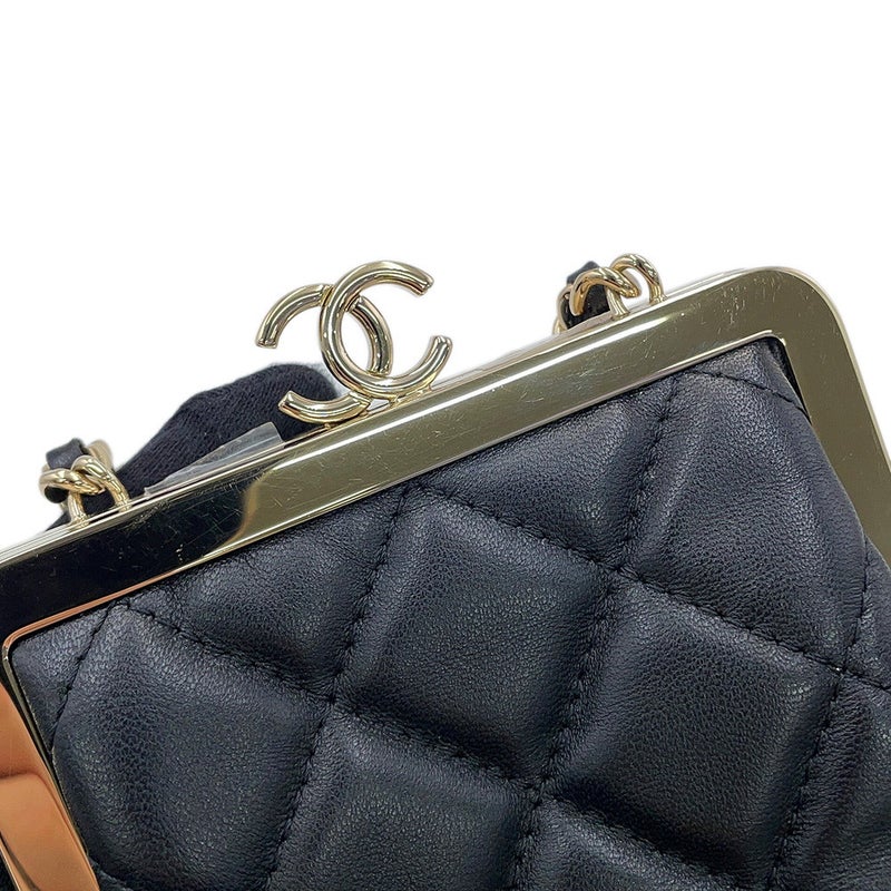 シャネル チェーンショルダーバッグ マトラッセ ココマーク がま口 ミニ ラムスキン AP2497 CHANEL 黒
