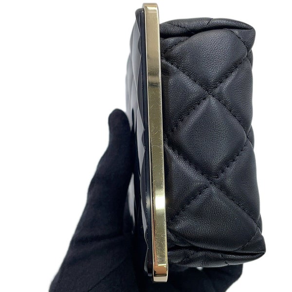 シャネル チェーンショルダーバッグ マトラッセ ココマーク がま口 ミニ ラムスキン AP2497 CHANEL 黒