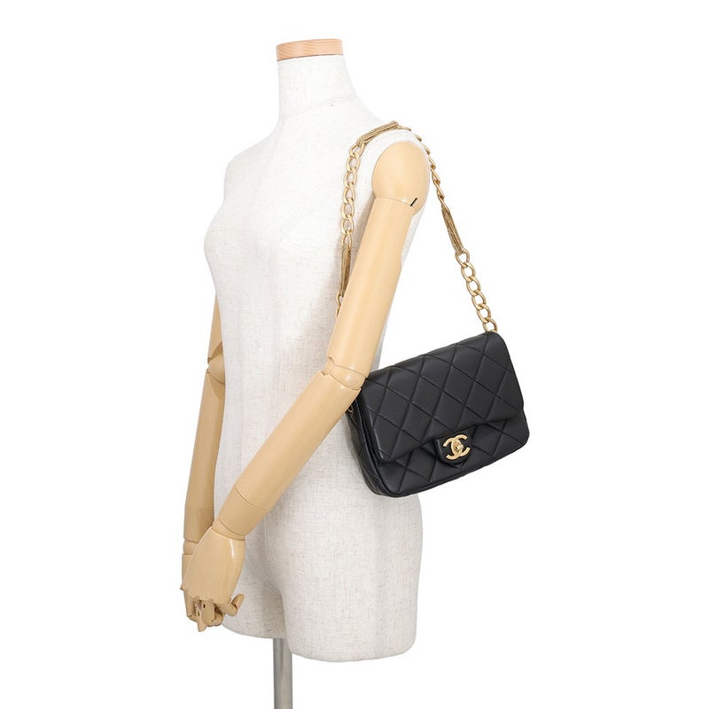 シャネル チェーンショルダーバッグ マトラッセ ココマーク ラムスキン AS4231 CHANEL 黒
