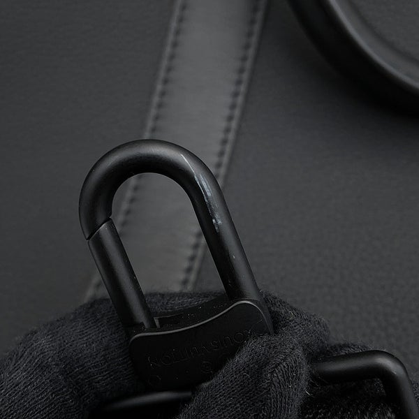 ルイヴィトン トートバッグ トリヨンレザー/LVアエログラム ロックイット M59158 LOUIS VUITTON 2way 黒 ブラック