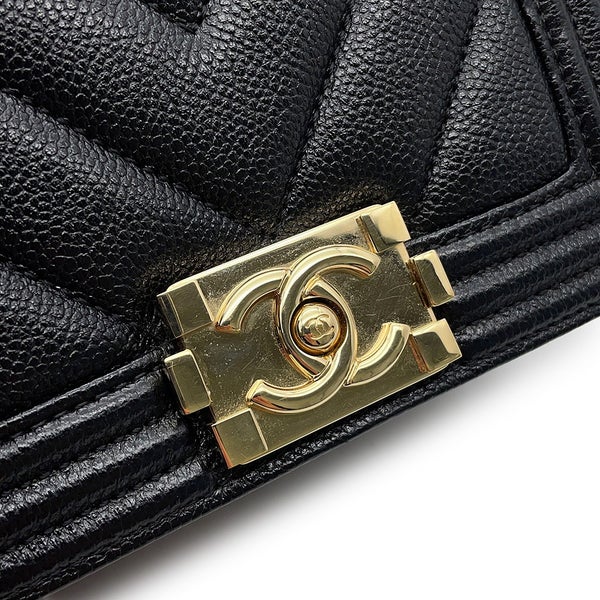 シャネル チェーンショルダーバッグ ボーイシャネル シェブロン キャビアスキン A67364 CHANEL 黒