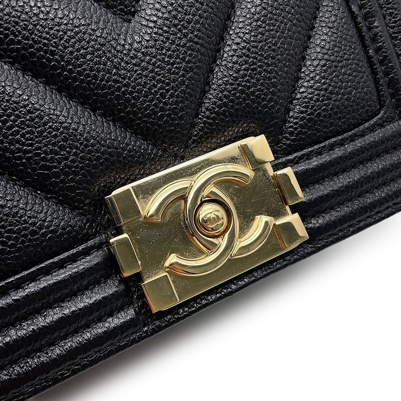 シャネル チェーンショルダーバッグ ボーイシャネル シェブロン キャビアスキン A67364 CHANEL 黒