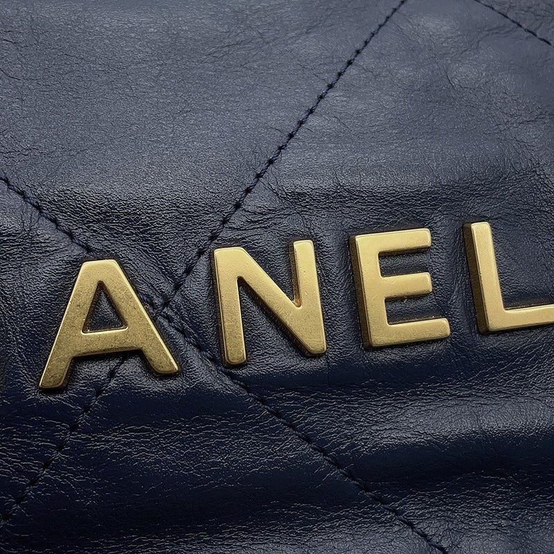 シャネル ハンドバッグ CHANEL 22 マトラッセ スモール シャイニーカーフレザー AS3260 ポーチ付き