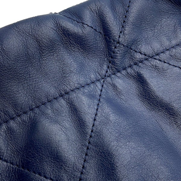 シャネル ハンドバッグ CHANEL 22 マトラッセ スモール シャイニーカーフレザー AS3260 ポーチ付き