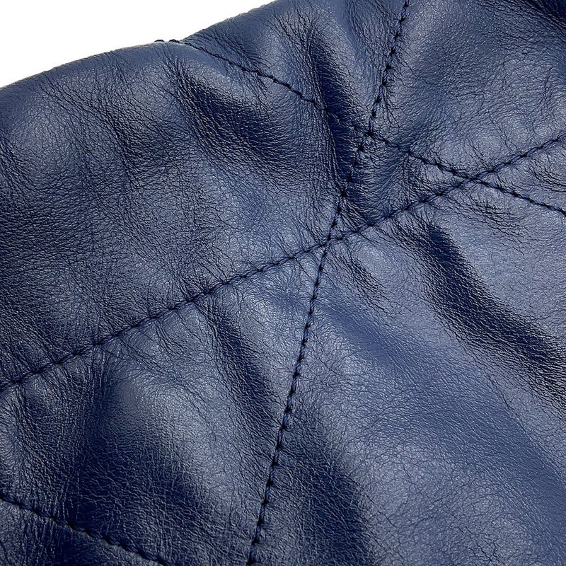 シャネル ハンドバッグ CHANEL 22 マトラッセ スモール シャイニーカーフレザー AS3260 ポーチ付き