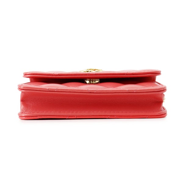 シャネル チェーンショルダーバッグ ココマーク マトラッセ カーフスキン CD0204 CHANEL バッグ