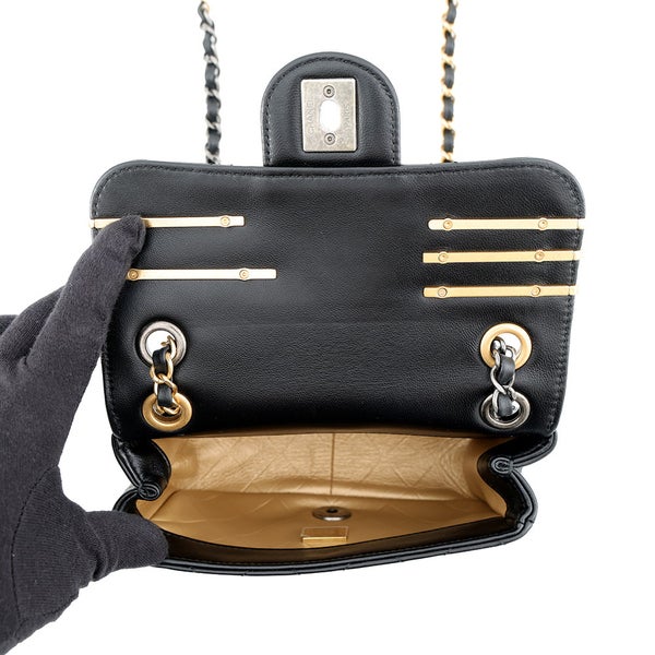 シャネル ショルダーバッグ スモール マトラッセ ココマーク ラムスキン AS2979 CHANEL 黒