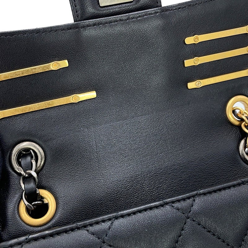 シャネル ショルダーバッグ スモール マトラッセ ココマーク ラムスキン AS2979 CHANEL 黒
