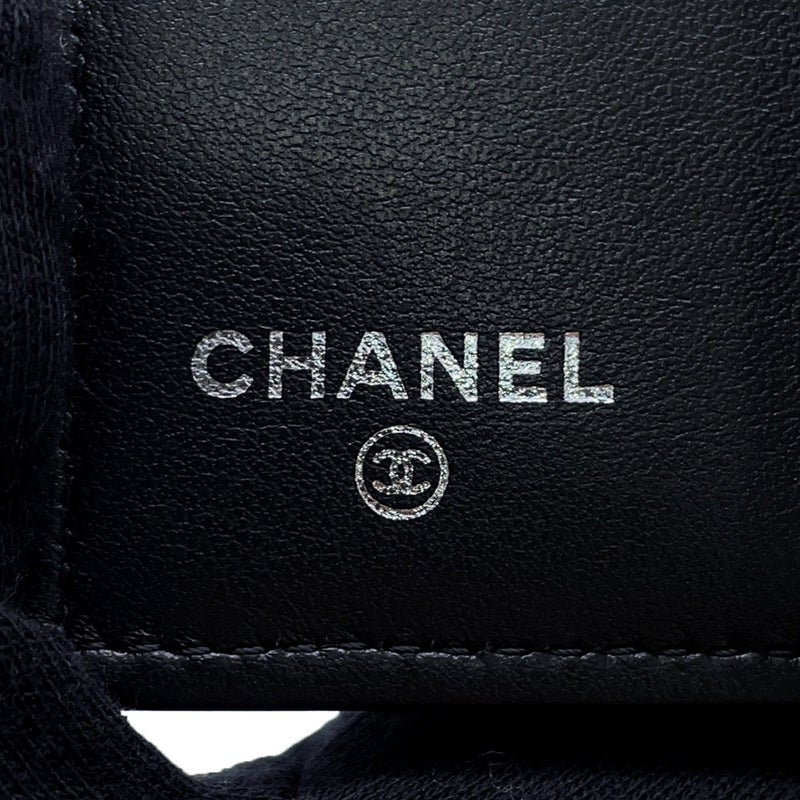 シャネル 二つ折り財布 ココマーク マトラッセ クラシック スモールウォレット レザー AP3817 CHANEL 財布 黒