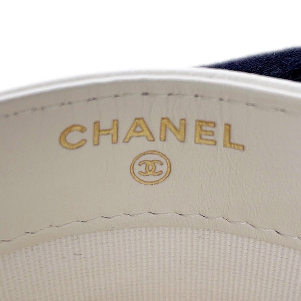 シャネル カードケース 24/25年 メティエダール コレクション ココマーク キャビアスキン AP4706 CHANEL 白