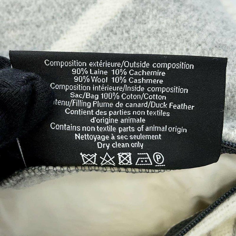 シャネル クッション サークルロゴ ダブルフェイス ココマーク ウール カシミヤ CHANEL インテリア 白