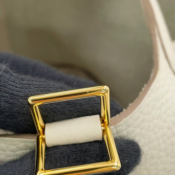 エルメス ハンドバッグ ピコタンロックPM クレ/ゴールド金具 トリヨンクレマンス K刻印 HERMES