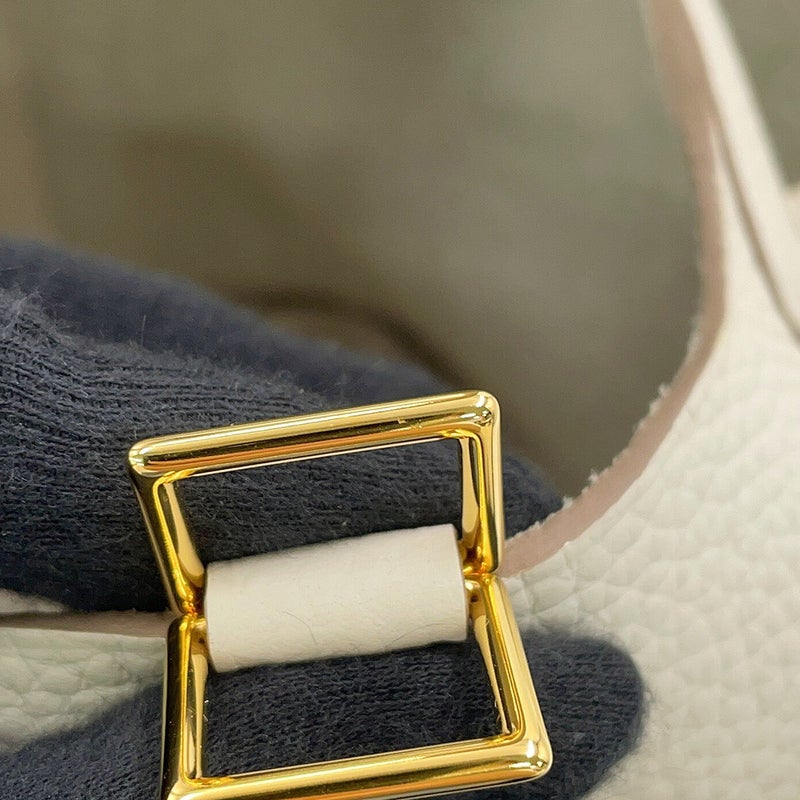 エルメス ハンドバッグ ピコタンロックPM クレ/ゴールド金具 トリヨンクレマンス K刻印 HERMES