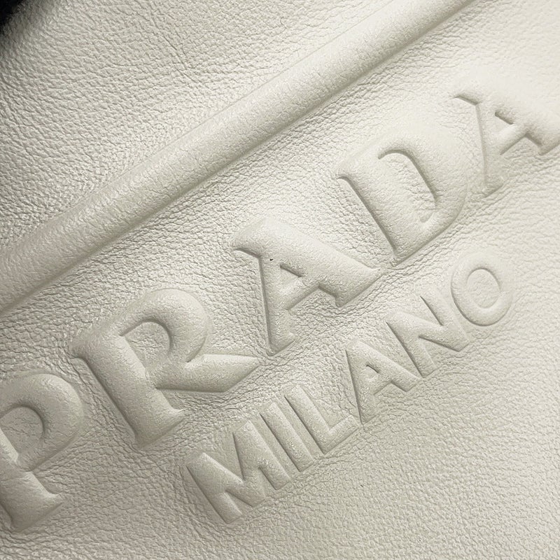 プラダ ショルダーバッグ レザー トライアングルロゴ ミニ 1BC543 PRADA ２way 白