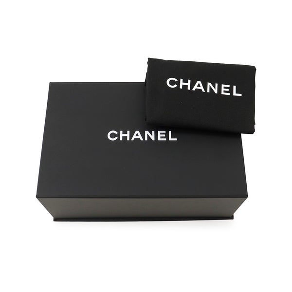 シャネル チェーンショルダーバッグ マトラッセ ココマーク カーフスキン AS2615 CHANEL 白