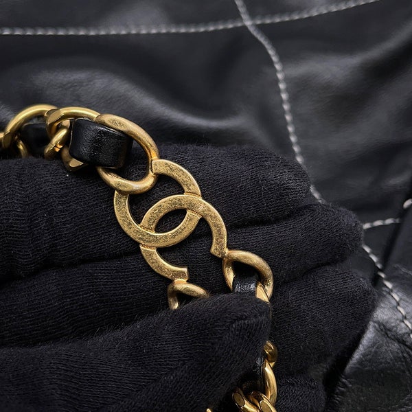 シャネル リュック シャネル22 ラージ シャイニーカーフレザー AS3313 CHANEL バックパック バッグ 黒