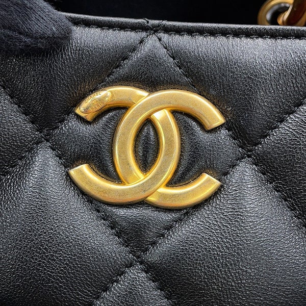 シャネル ハンドバッグ マトラッセ ココマーク スモール ショッピングバッグ ラムスキン AS4188 CHANEL 2way 黒
