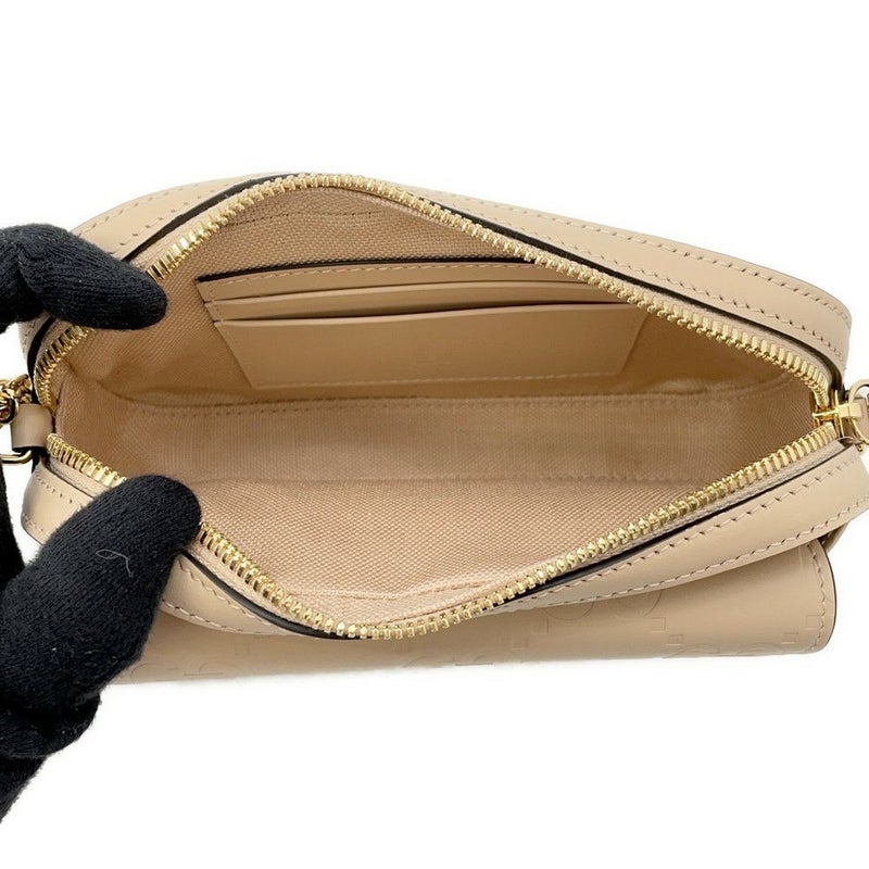 グッチ チェーンショルダーバッグ GGスーパーミニ 781554 GUCCI