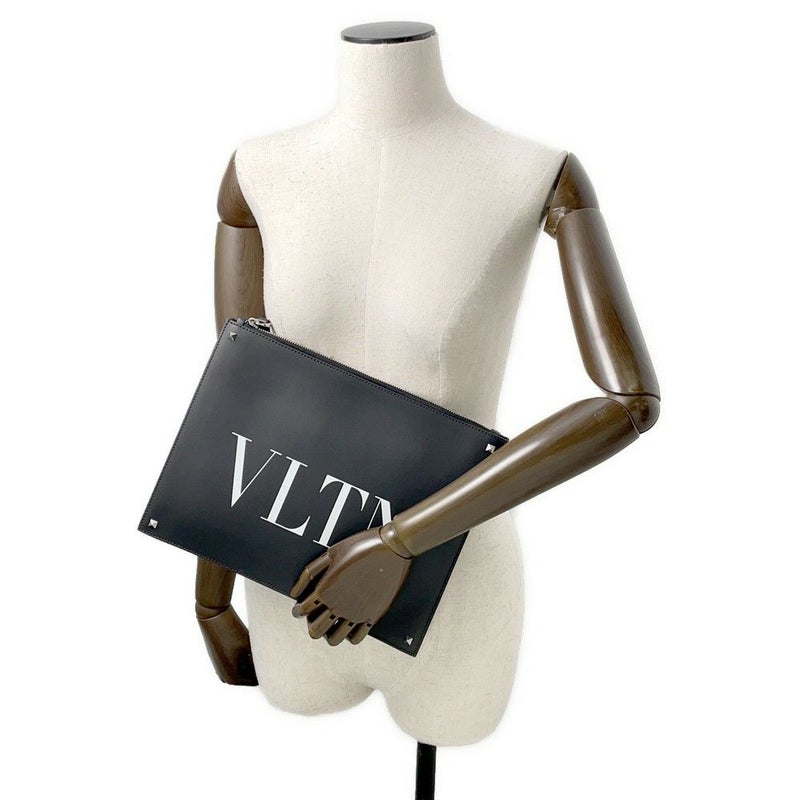 ヴァレンティノ・ガラヴァーニ クラッチバッグ VLTN スタッズ WY2B0692WJW0NI VALENTINO 黒