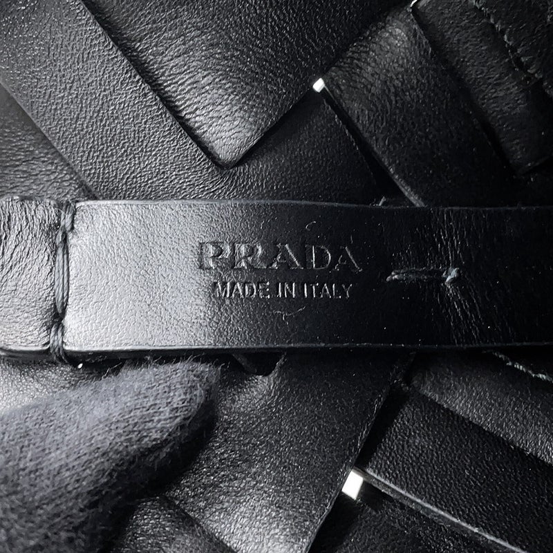 プラダ ショルダーバッグ 編み込み レザー 1BE049 PRADA 黒