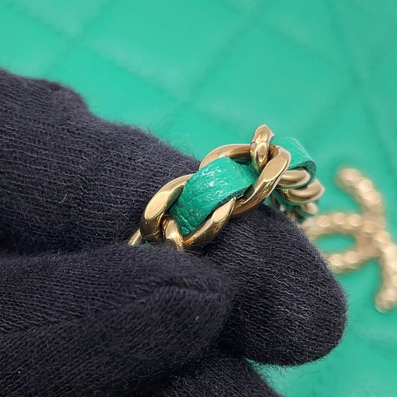 シャネル チェーンウォレット クラシック マトラッセ ココマーク キャビアスキン AP0250 CHANEL 財布