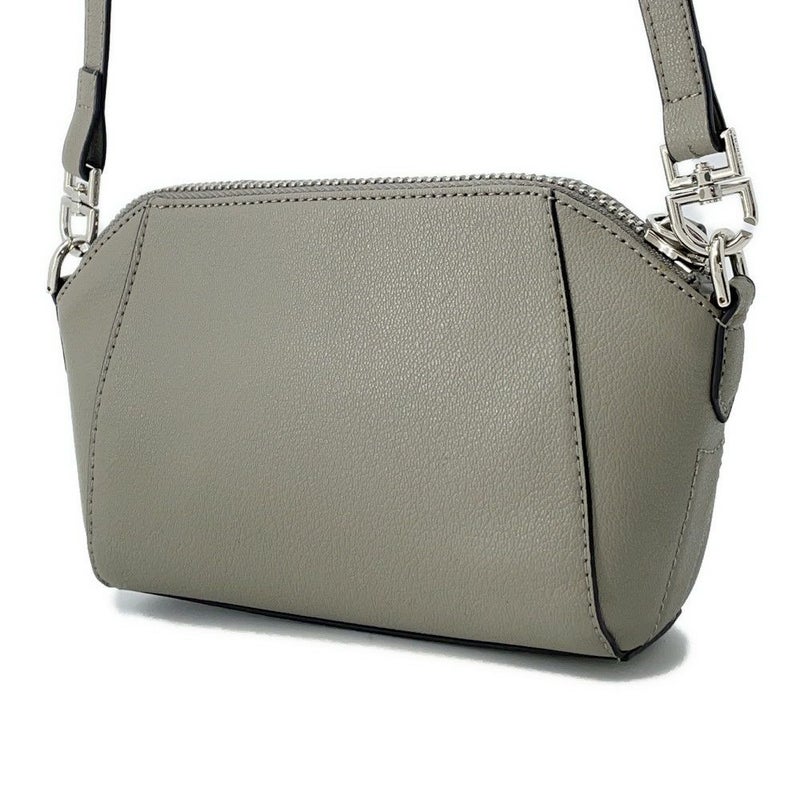 ジバンシー ショルダーバッグ アンティゴナ レザー GIVENCHY バッグ