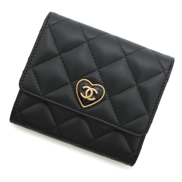 シャネル 三つ折り財布 マトラッセ ハートココ スモール フラップ ウォレット ラムスキン AP3392 CHANEL 黒