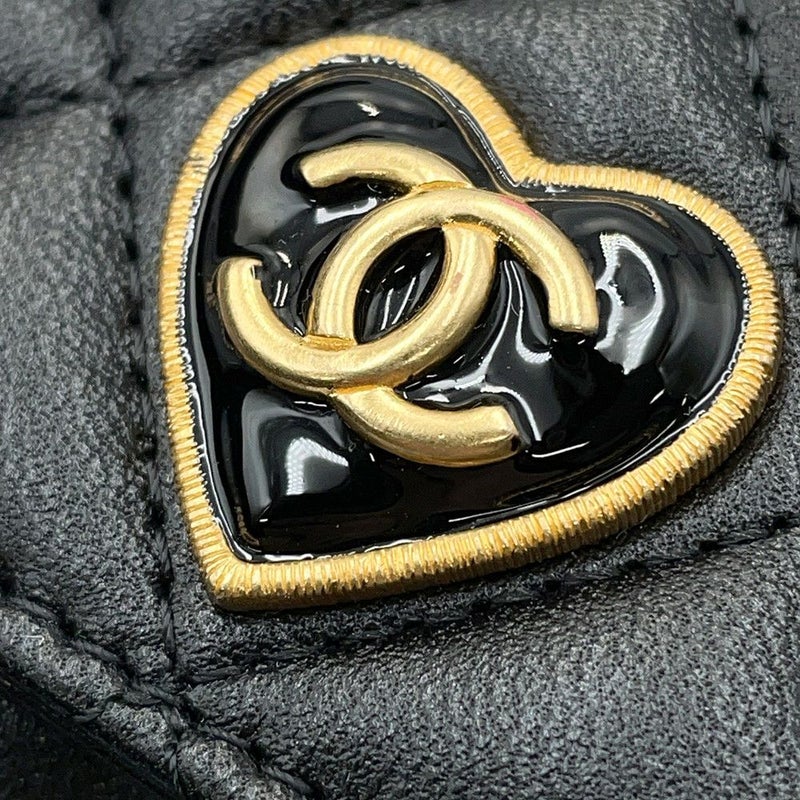 シャネル 三つ折り財布 マトラッセ ハートココ スモール フラップ ウォレット ラムスキン AP3392 CHANEL 黒