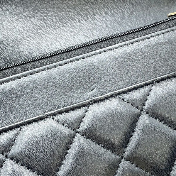 シャネル チェーンウォレット マトラッセ ココマーク Wチェーン ラムスキン AP4511 CHANEL 財布 黒