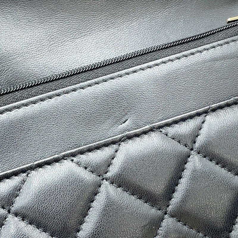 シャネル チェーンウォレット マトラッセ ココマーク Wチェーン ラムスキン AP4511 CHANEL 財布 黒