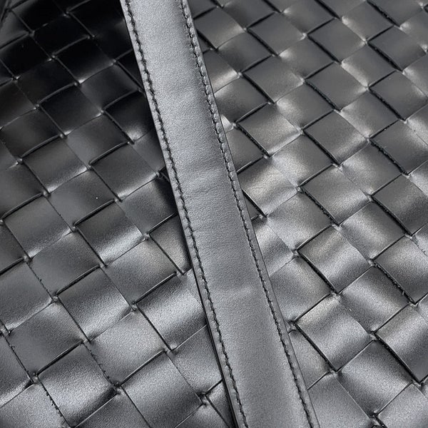 ボッテガヴェネタ ショルダーバッグ イントレチャート カーフレザー 596370 BOTTEGA VENETA 黒
